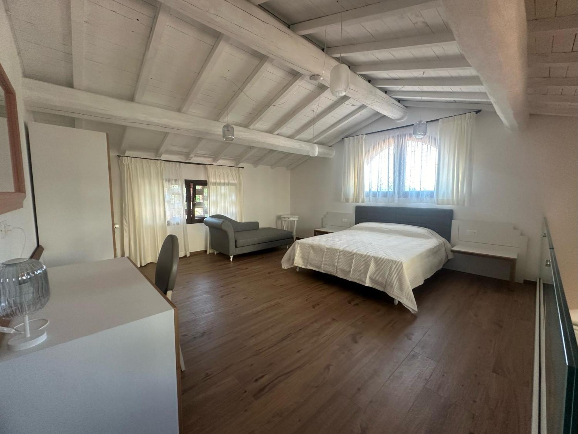 La Vecchia Cantina Guzzardi * Lari