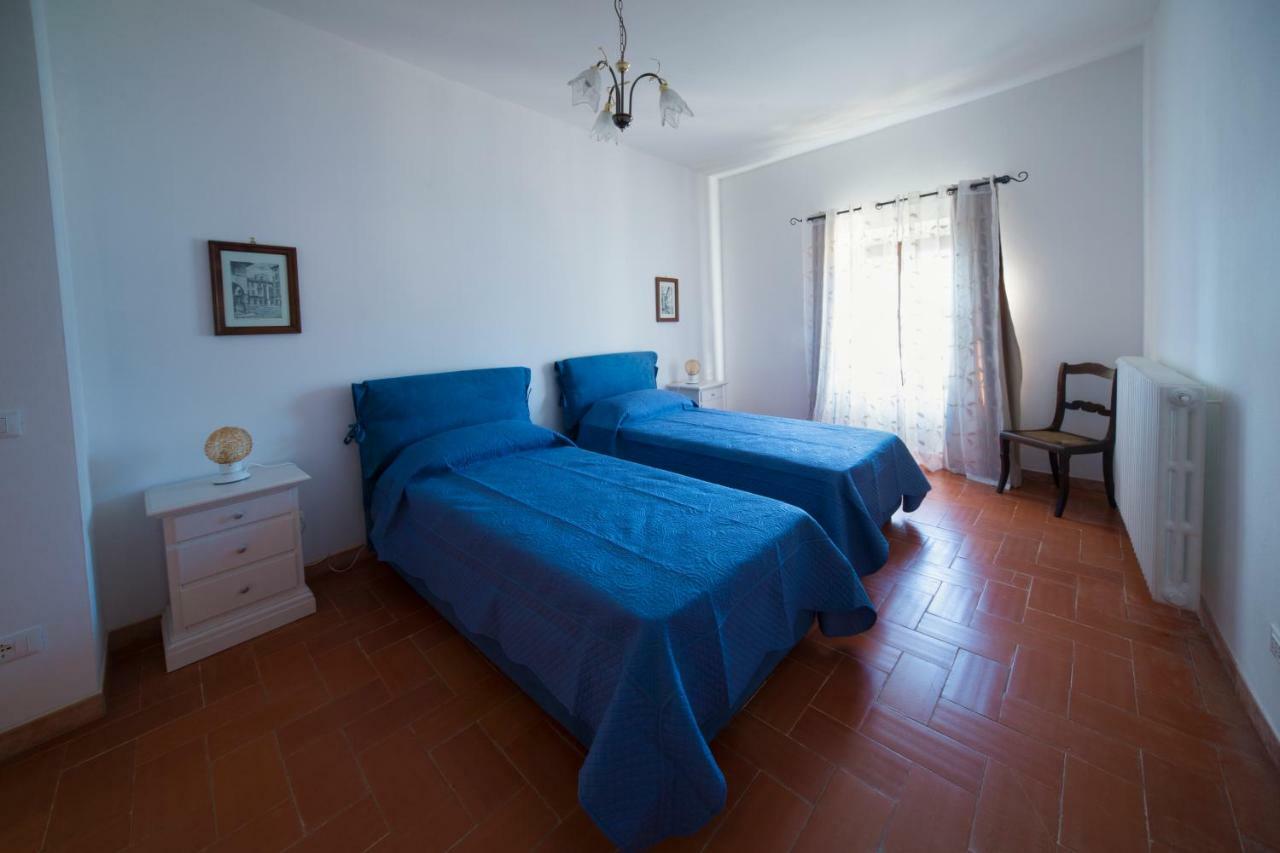 La Vecchia Cantina Guzzardi Holiday home Lari